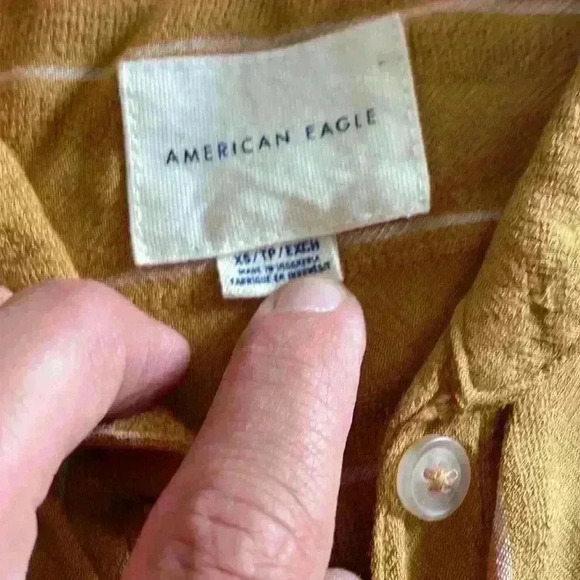 American Eagle button-down blouse extra small - Picture 5 of 10